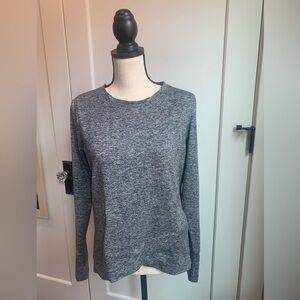 GAP Women's Charcoal Crew Neck Tee